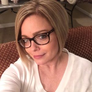 Meet your Posher, Danette